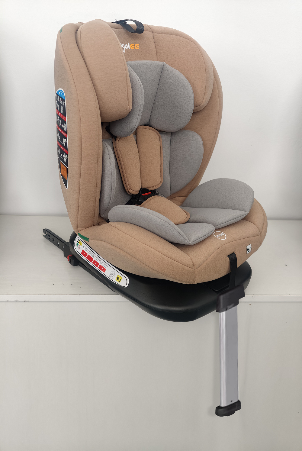 Ogolee for å lansere innovative 40-150cm bilsete med støtteben i juli, og tilbyr uovertruffen verdi